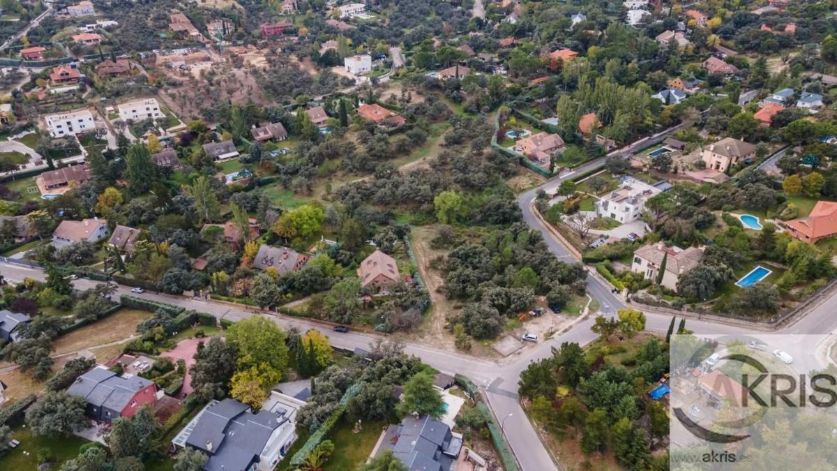 Terreno en venta en Ciudalcampo, Madrid photo 2