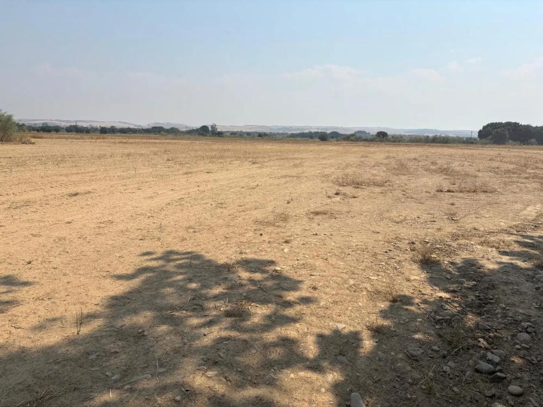 Działka na sprzedaż w Talamanca de Jarama, Madryt photo 1