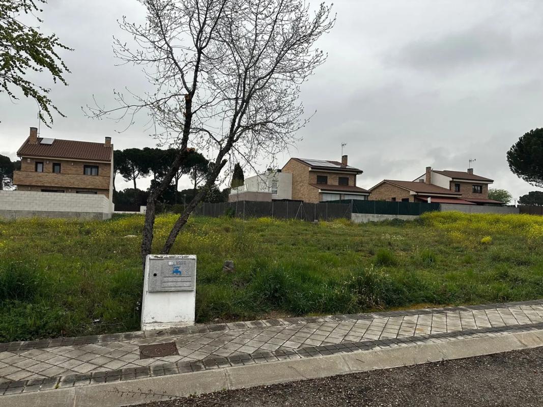 Участок земли на продажу в Фуэнтэ эль Сас де Харама, Мадрид photo 5