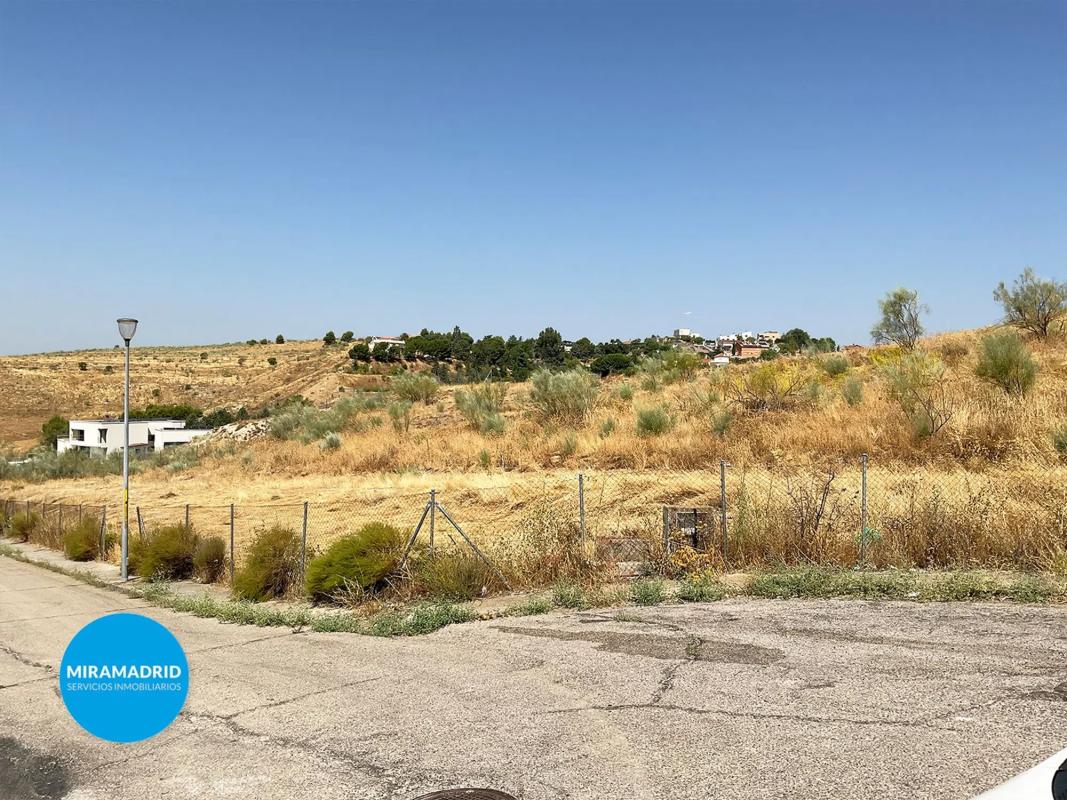 Участок земли на продажу в Паракуэльос-де-Харама, Мадрид photo 4