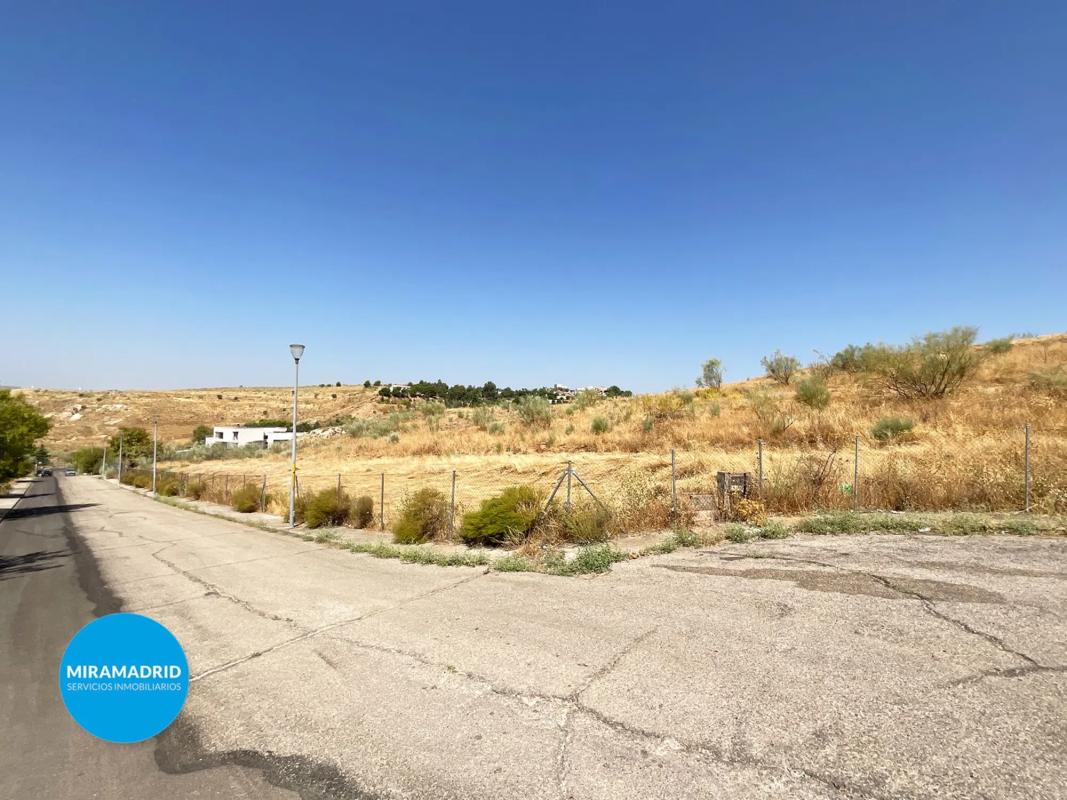 Участок земли на продажу в Паракуэльос-де-Харама, Мадрид photo 5