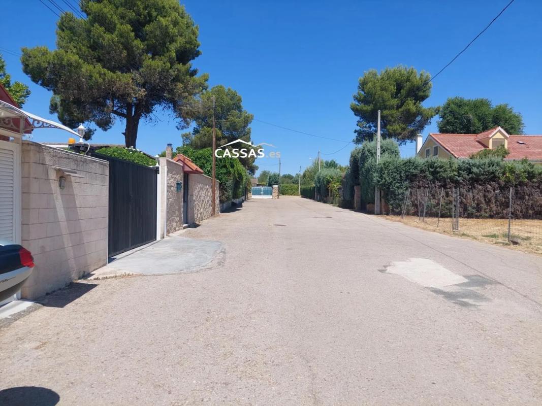 Terreno en venta en Paracuellos de Jarama, Madrid photo 3