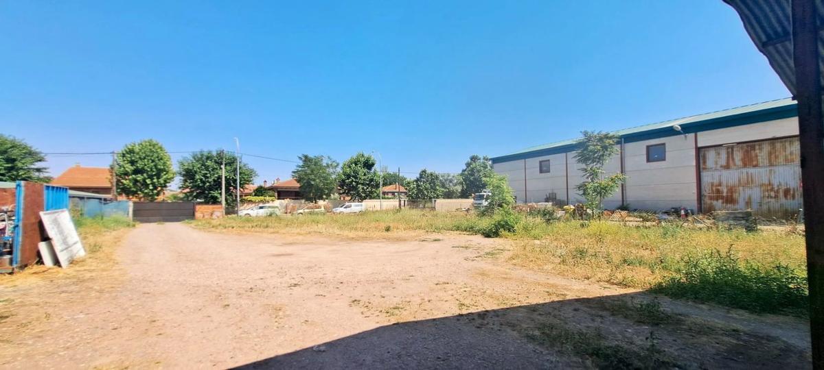 Terreno en venta en Talamanca de Jarama, Madrid photo 1