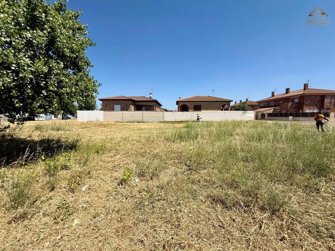 Terreno en venta en Talamanca de Jarama, Madrid photo 2