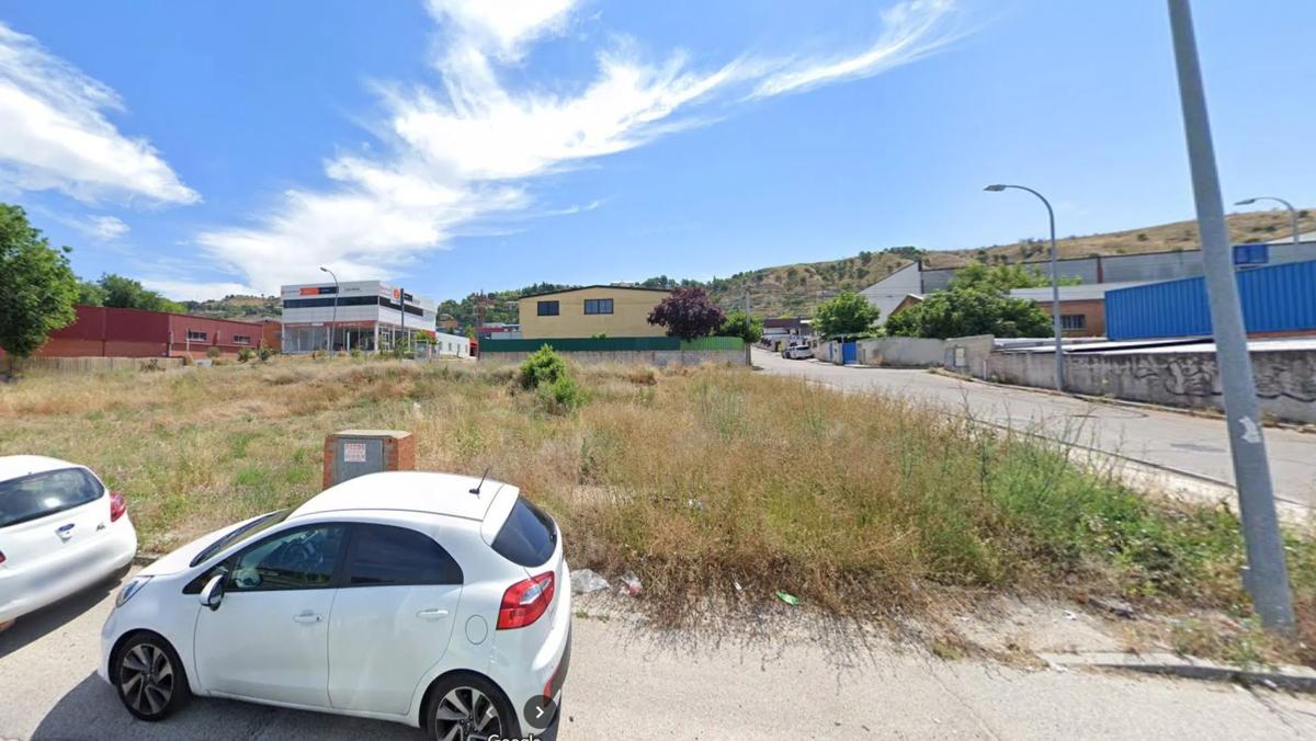 Участок земли на продажу в Паракуэльос-де-Харама, Мадрид photo 3