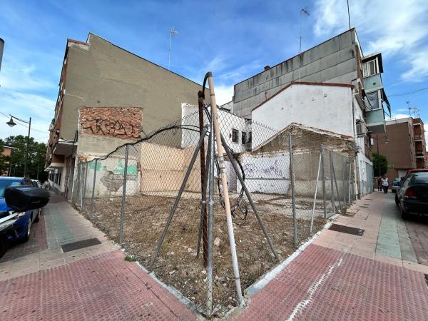 Terreno en calle de Costanilla de los Ciegos thumbnail 2