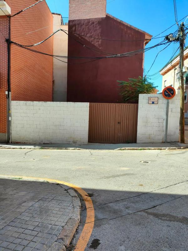 Terreno en venta en Ajalvir, Madrid photo 1