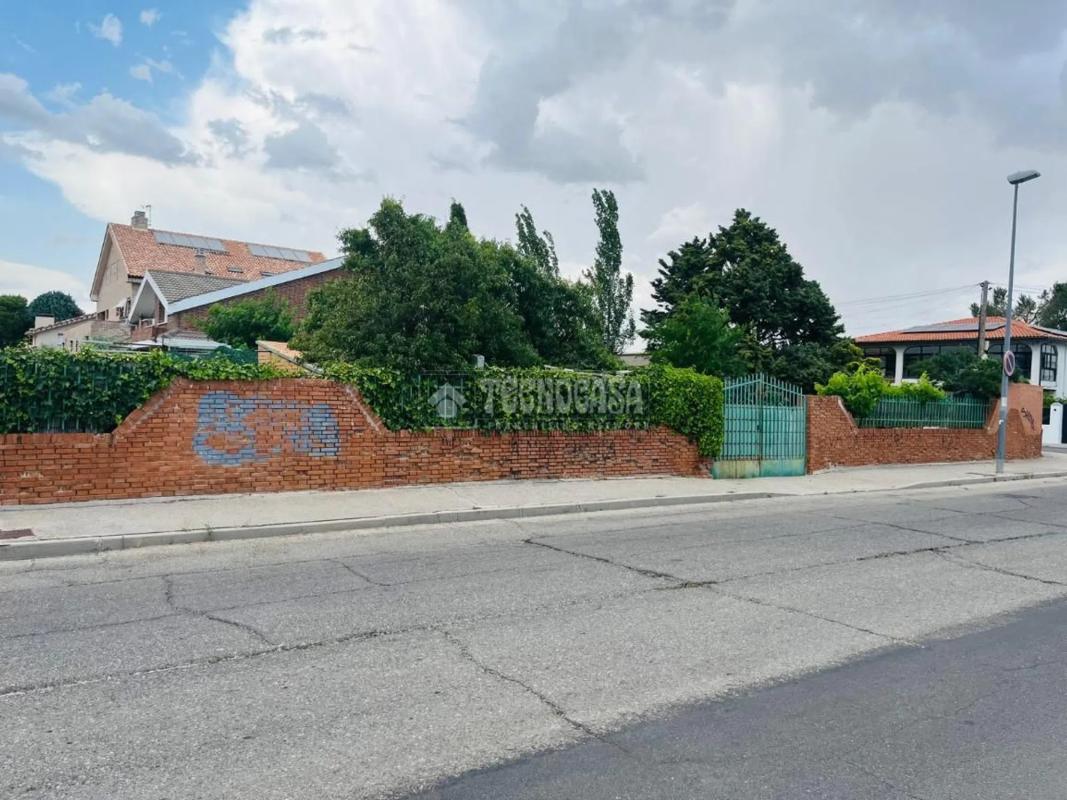Terreno en venta en Paracuellos de Jarama, Madrid photo 3