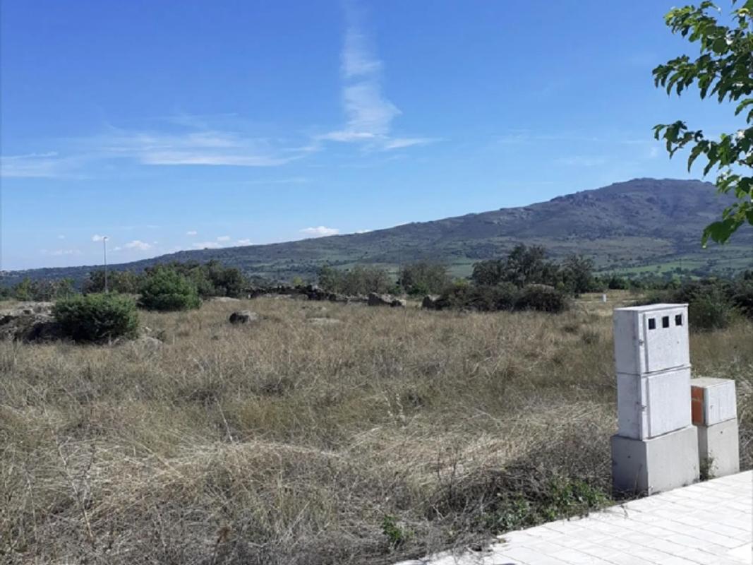 Land for sale in Miraflores de la Sierra, Madrid photo 3