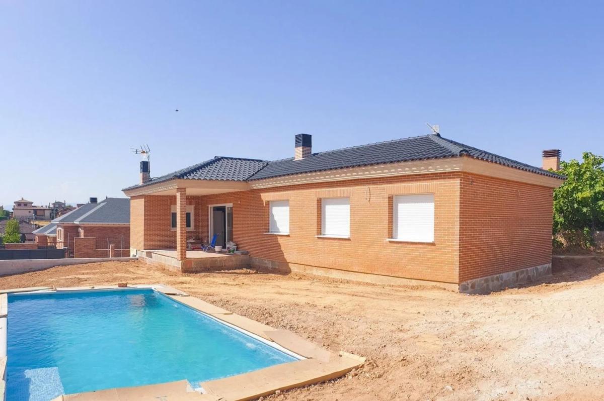 Terreno en venta en Fuente el Saz de Jarama, Madrid photo 4