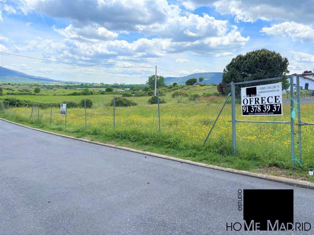 Terreno en venta en Manzanares el Real, Madrid photo 4