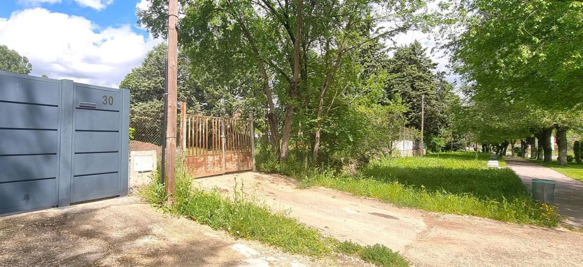 Terreno en venta en Guadalix de la Sierra, Madrid photo 2
