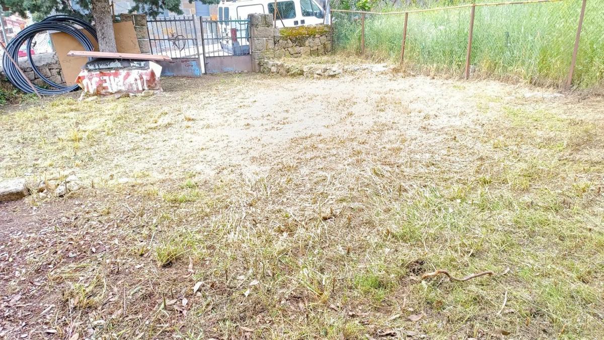 Terreno en venta en Manzanares el Real, Madrid photo 3