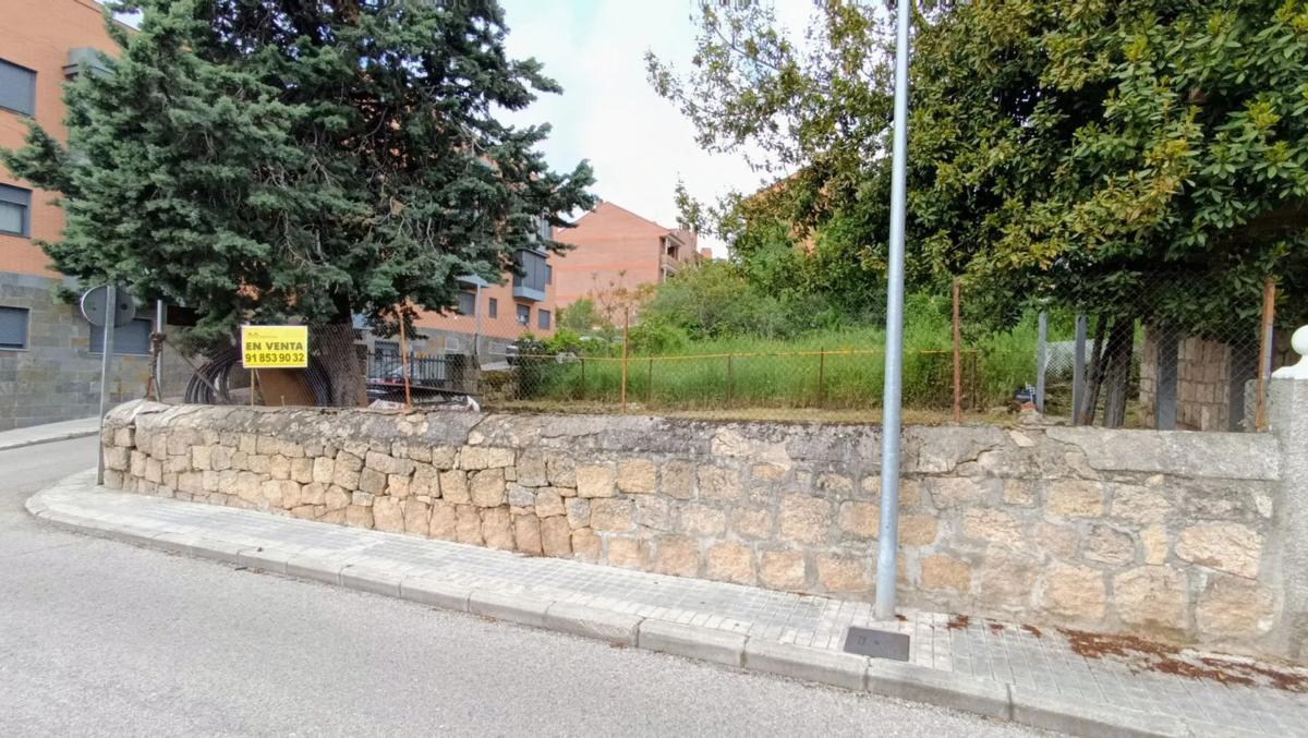 Terreno en venta en Manzanares el Real, Madrid photo 5