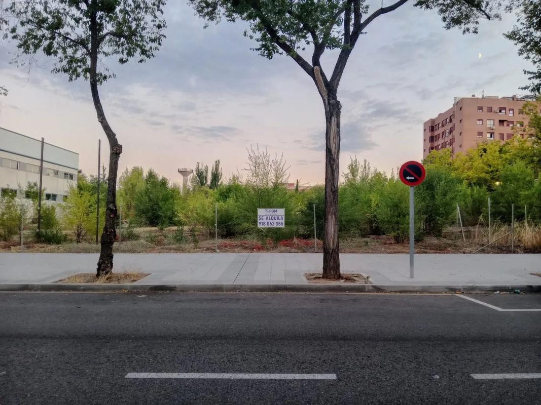 Terreno en venta en Tres Cantos, Madrid photo 3