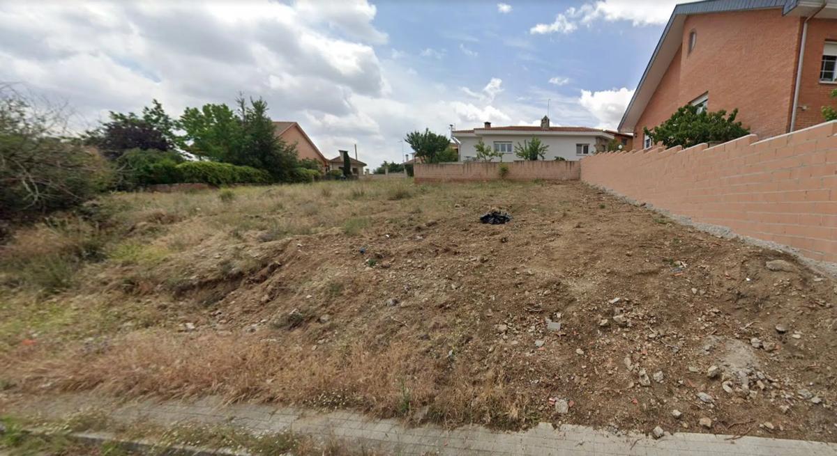 Terreno en venta en Guadalix de la Sierra, Madrid photo 2