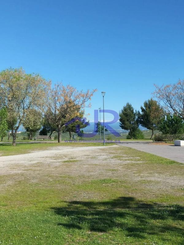 Участок земли на продажу в Паракуэльос-де-Харама, Мадрид photo 2
