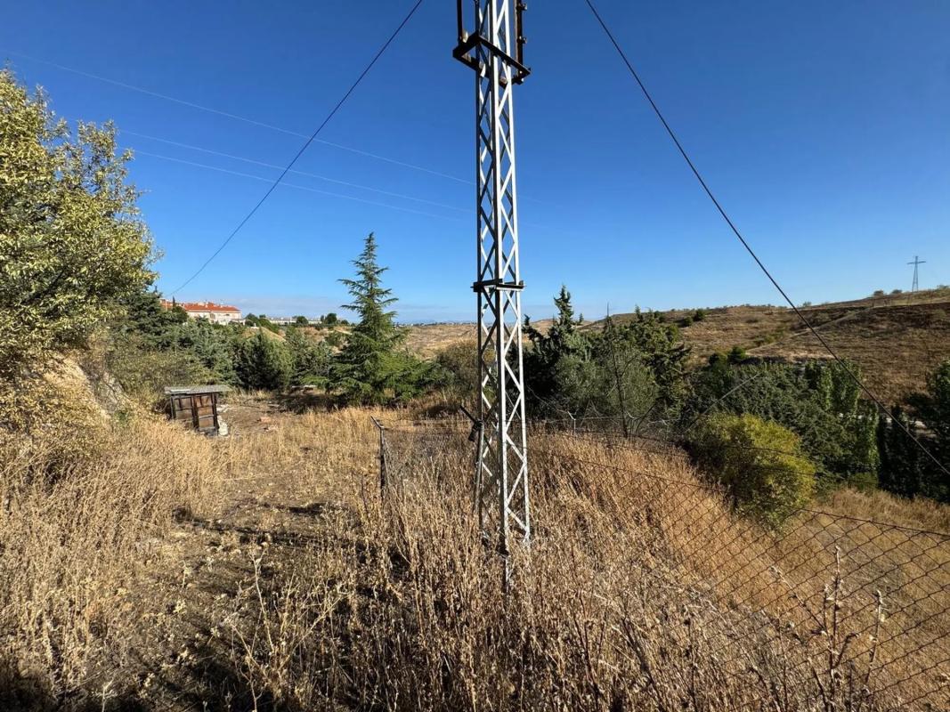 Land for sale in Paracuellos de Jarama, Madrid photo 2