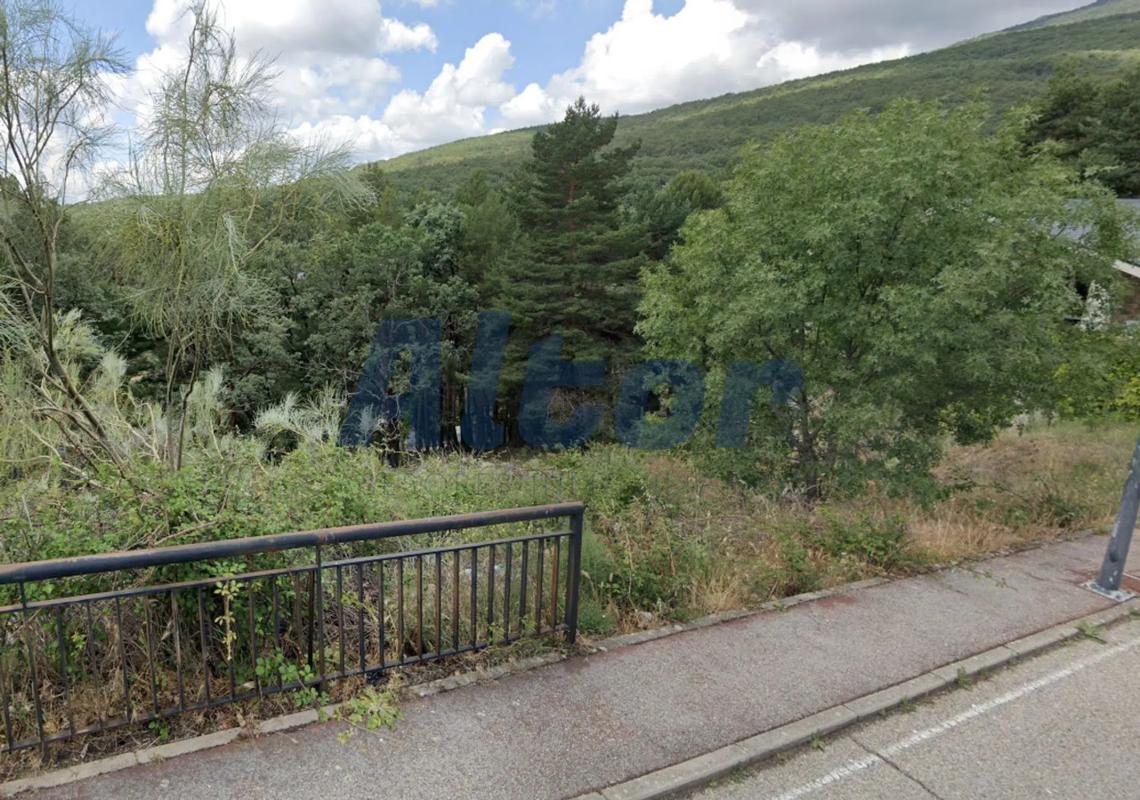 Land for sale in Miraflores de la Sierra, Madrid photo 1