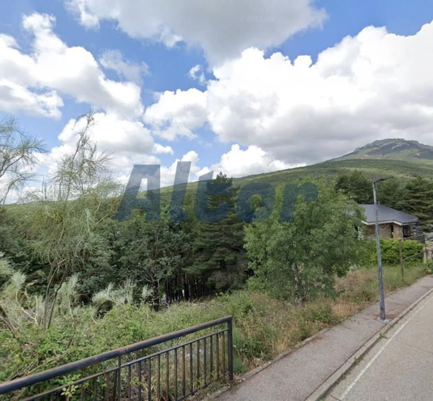 Land for sale in Miraflores de la Sierra, Madrid photo 2