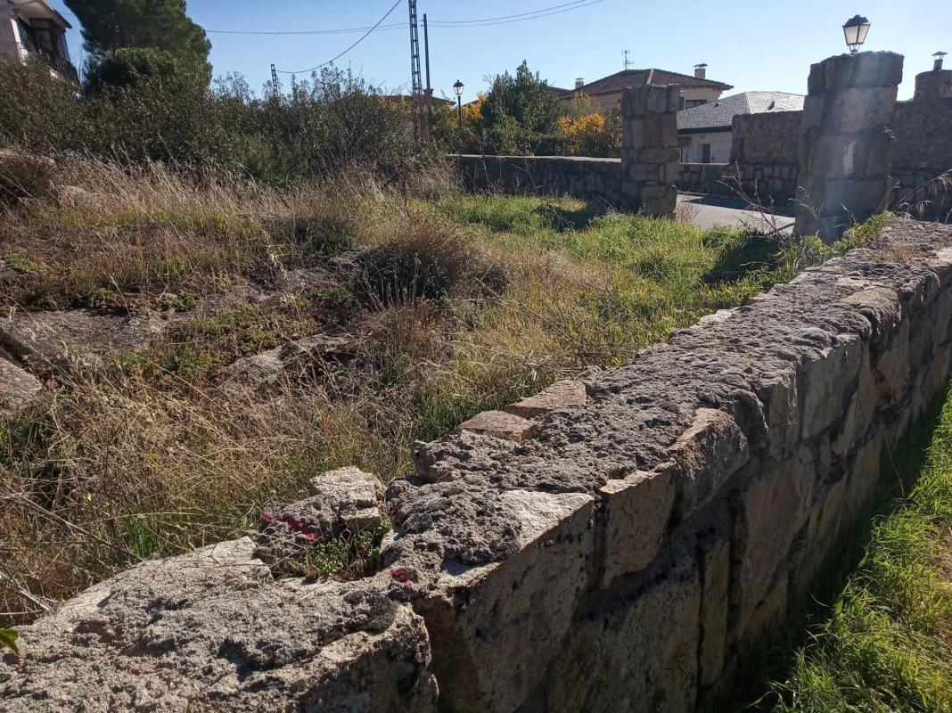 Terreno en venta en Manzanares el Real, Madrid photo 3