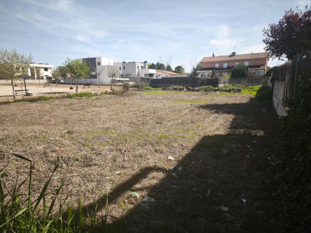 Terreno en venta en Fuente el Saz de Jarama, Madrid photo 4