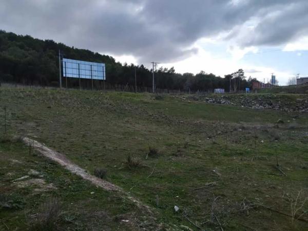 Terreno en calle Fuente del Toro thumbnail 2