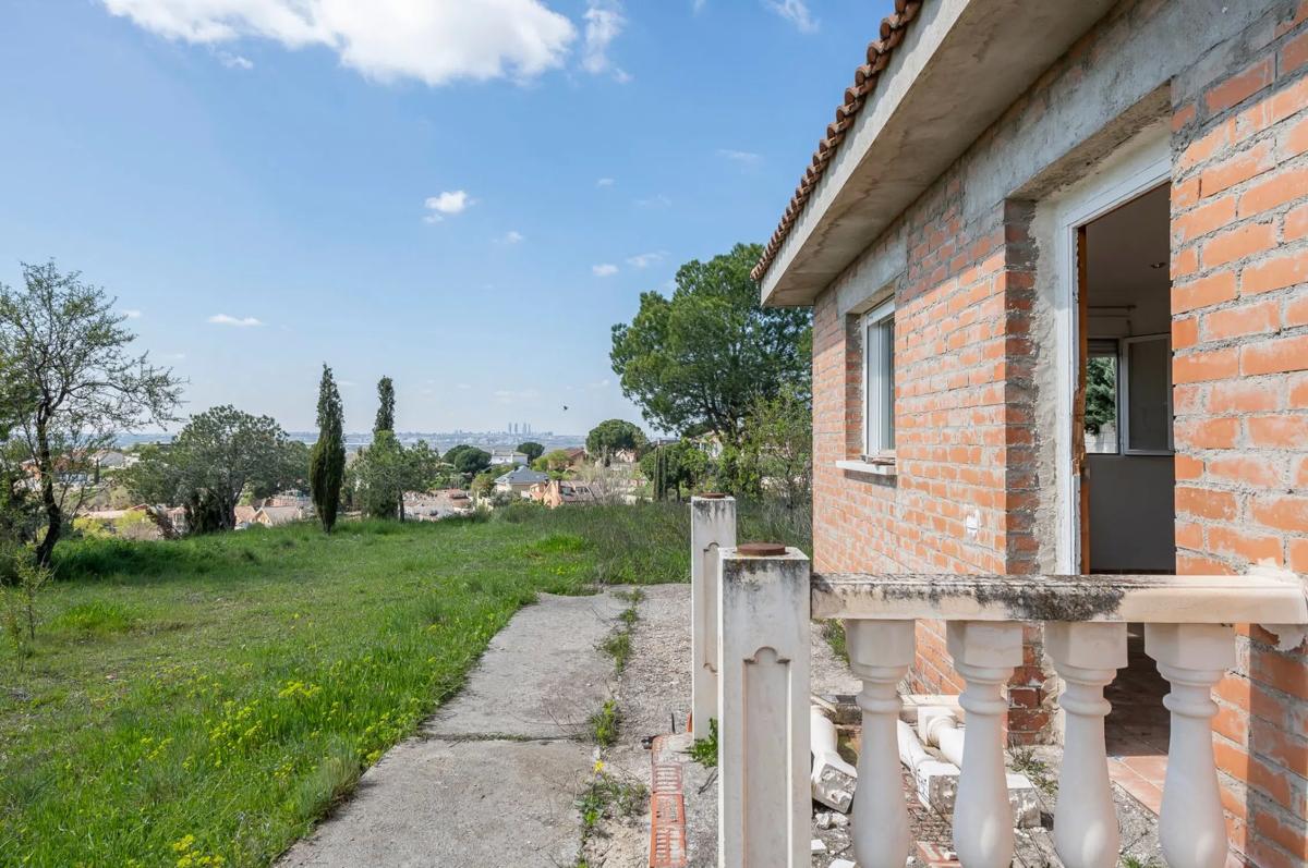 Terreno en venta en Paracuellos de Jarama, Madrid photo 3