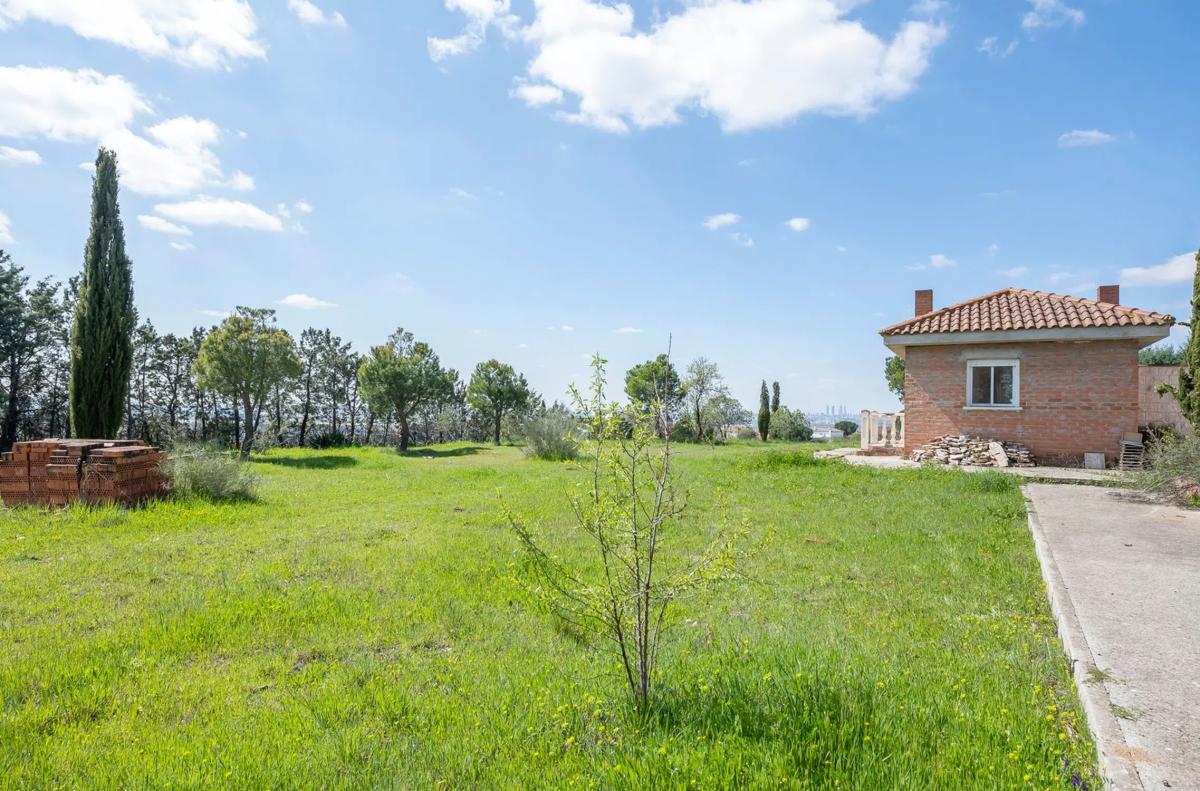 Terreno en venta en Paracuellos de Jarama, Madrid photo 5
