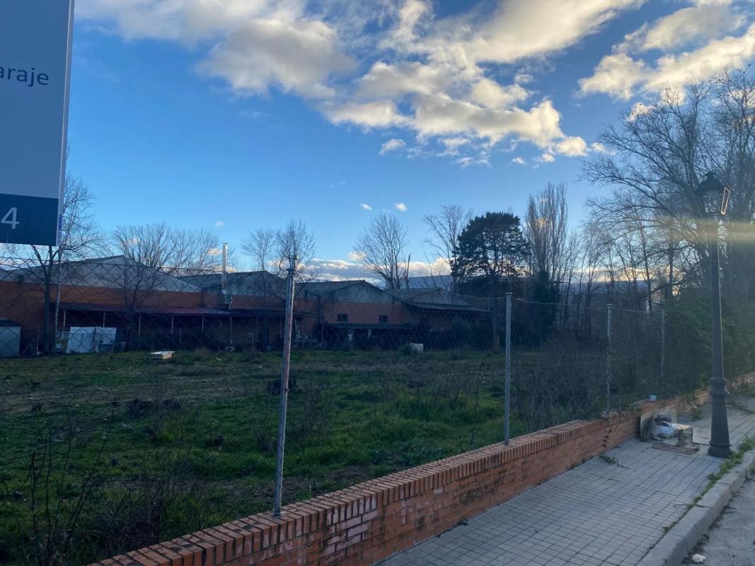 Terreno en venta en Ajalvir, Madrid photo 4