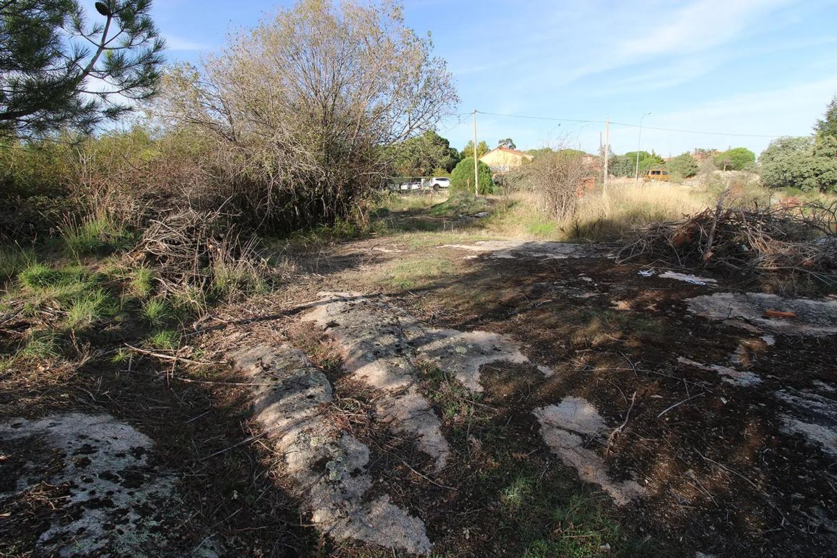 Terreno en venta en Berrueco, El, Madrid photo 4