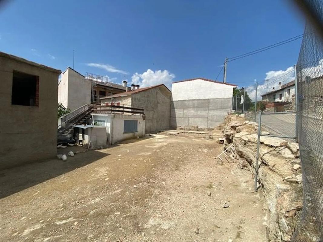 Terreno en venta en Bustarviejo, Madrid photo 3