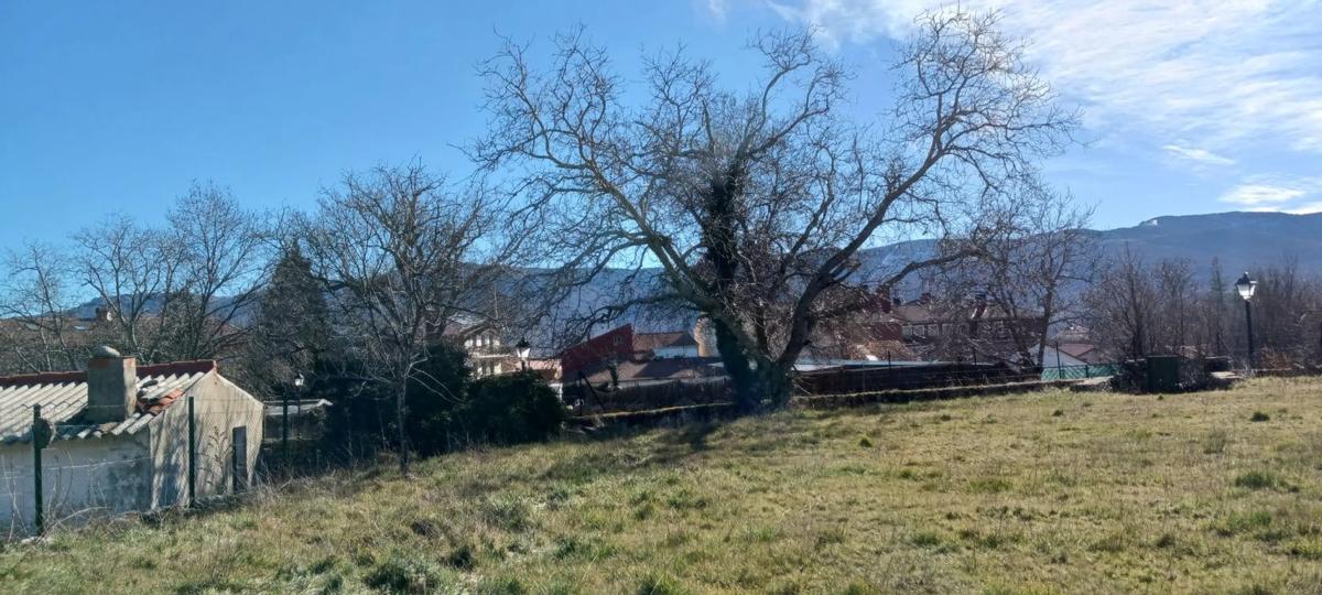 Działka na sprzedaż w Rascafría, Madryt photo 2