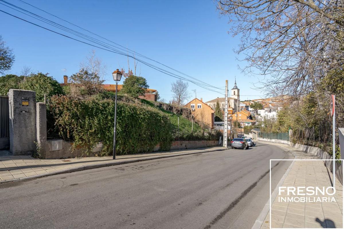 Terreno en venta en Cobeña, Madrid photo 4
