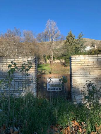 Terreno en calle Peña del Hierro photo 1