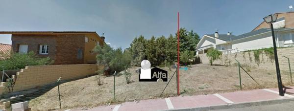 Terreno en calle Gladiolo photo 2