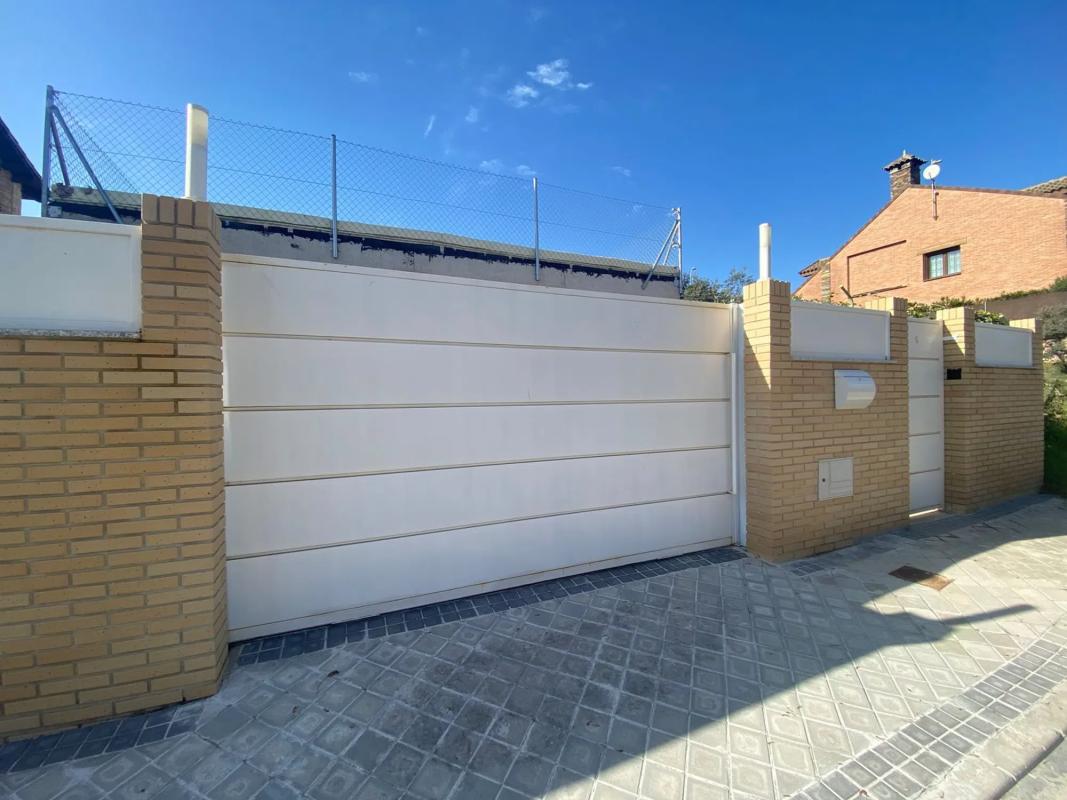 Terreno en venta en Guadalix de la Sierra, Madrid photo 4