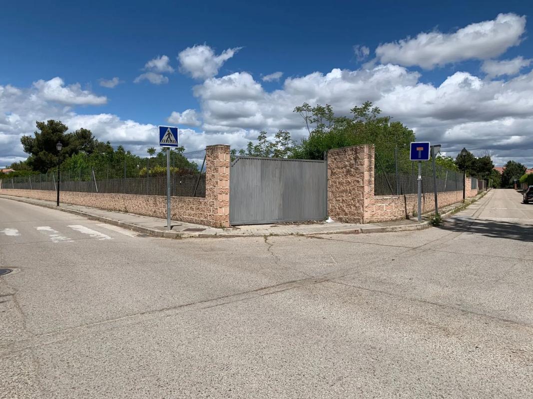 Участок земли на продажу в Алхете, Мадрид photo 3