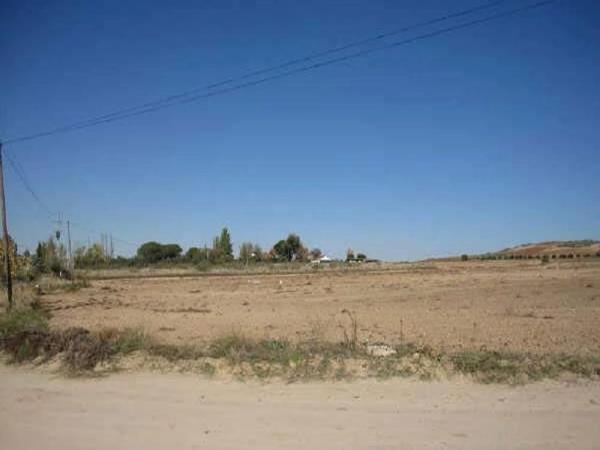 Terreno en calle de Cataluña photo 2
