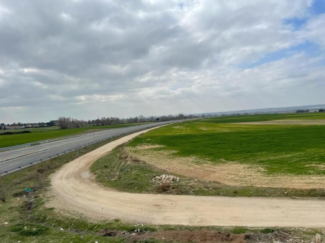 Terreno en venta en Fuente el Saz de Jarama, Madrid photo 3