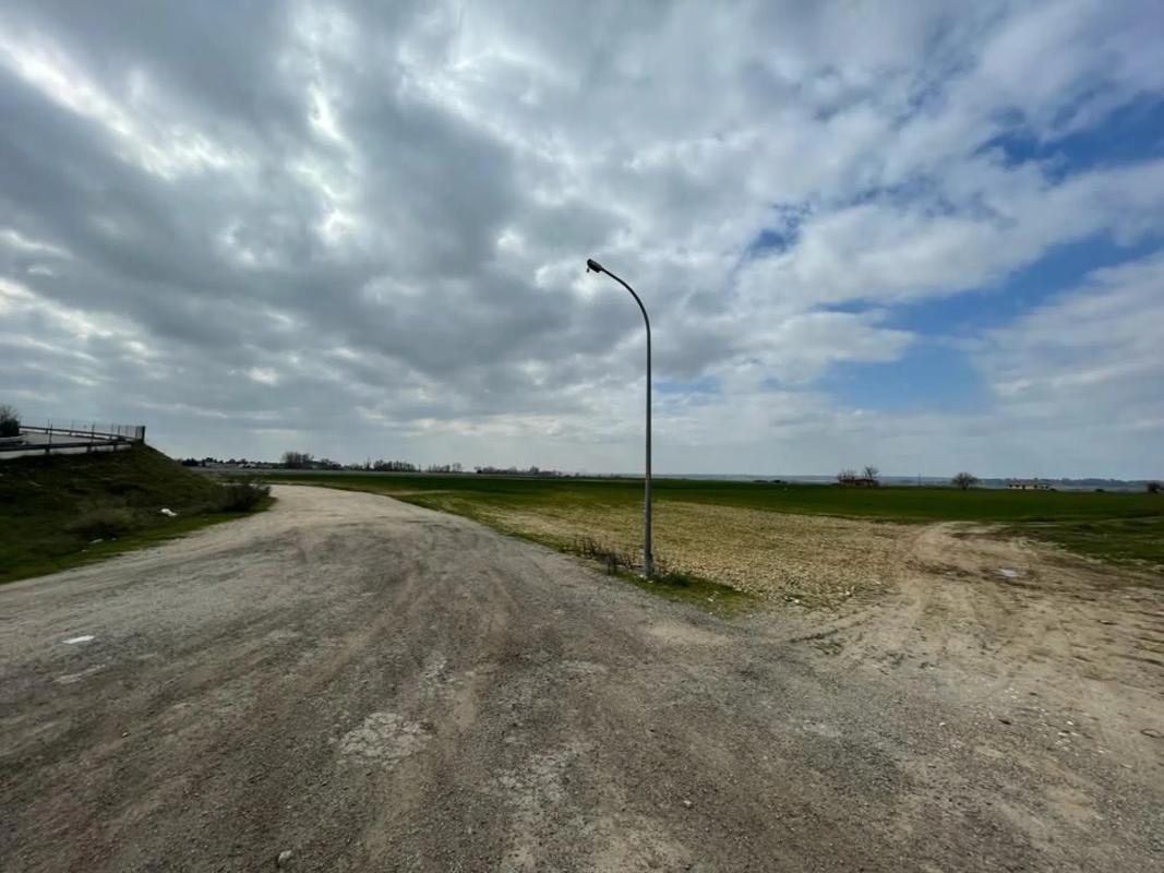 Terreno en venta en Fuente el Saz de Jarama, Madrid photo 4