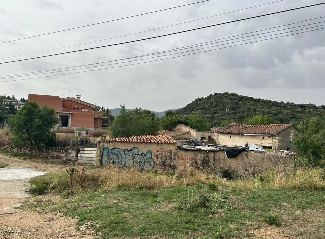Terreno en venta en Guadalix de la Sierra, Madrid photo 2