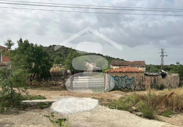 Terreno en calle del Espinar, 28 thumbnail 2