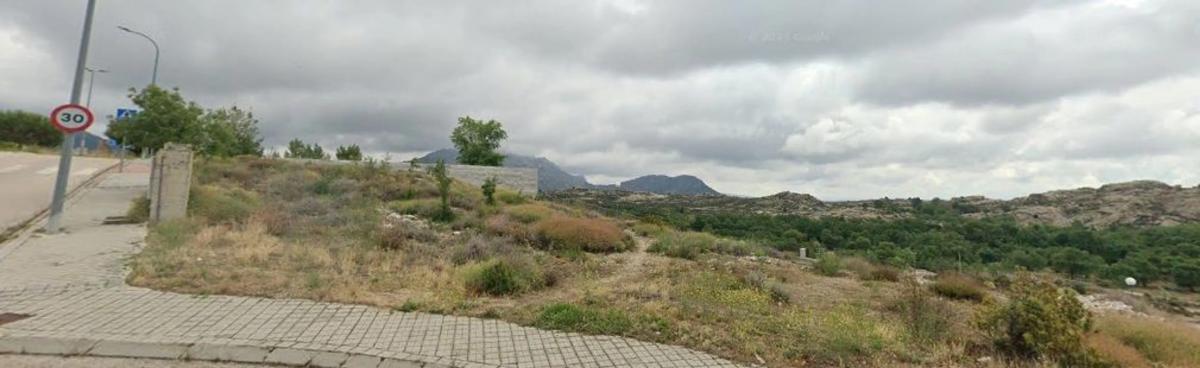 Terreno en venta en Bustarviejo, Madrid photo 3