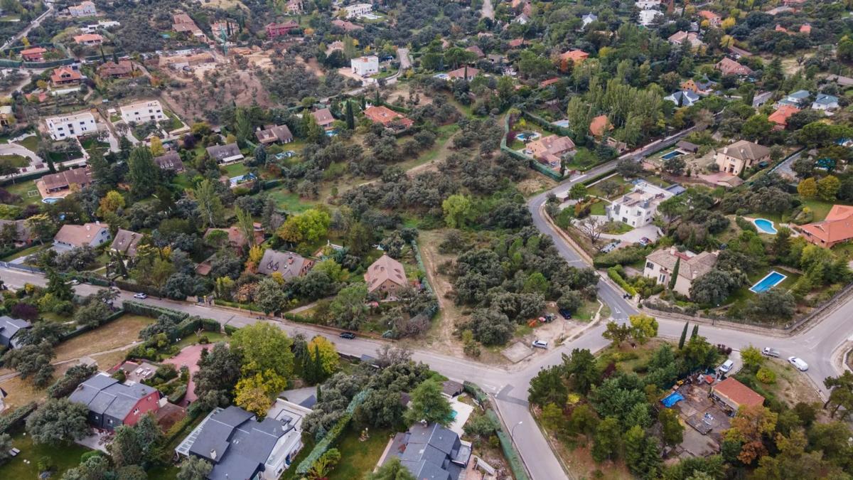 Terreno en venta en Ciudalcampo, Madrid photo 3
