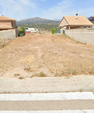 Terreno en calle Prado Redondo, 31 photo