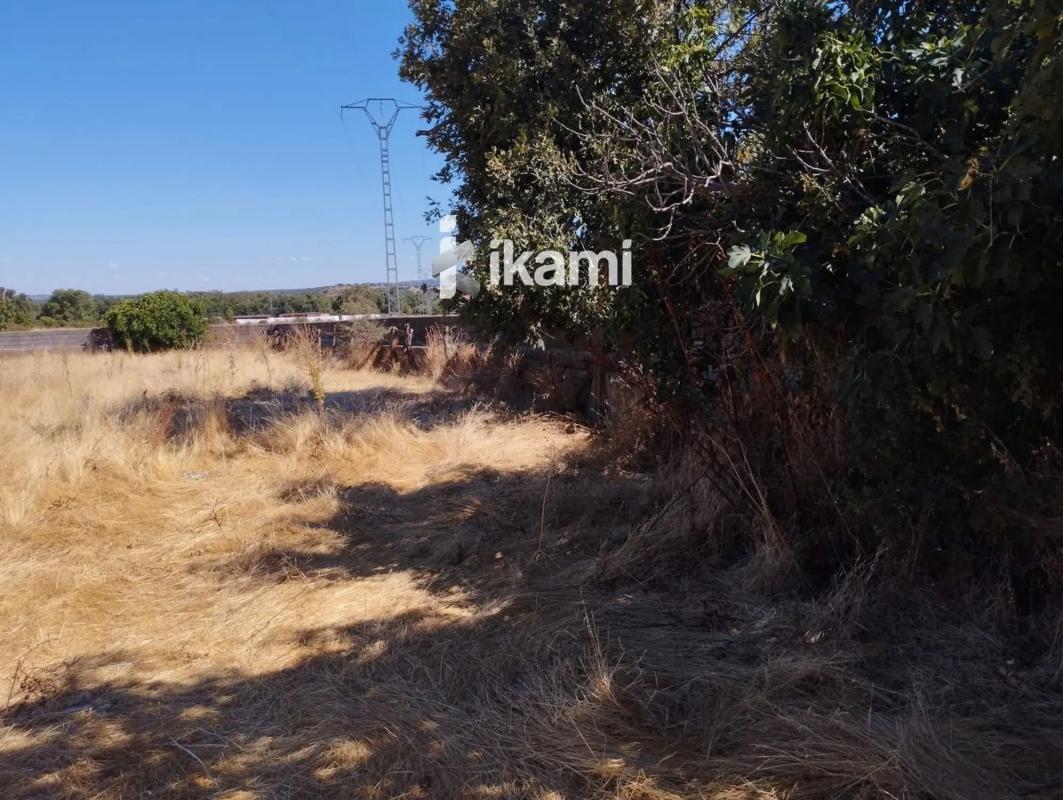 Участок земли на продажу в Мирафлорес-де-ла-Сьерра, Мадрид photo 3