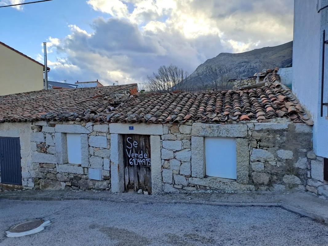Terreno en venta en Valdemanco, Madrid photo 3