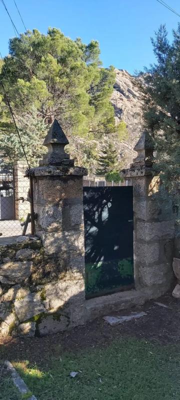Участок земли на продажу в Мансанарес-эль-Реал, Мадрид photo 4