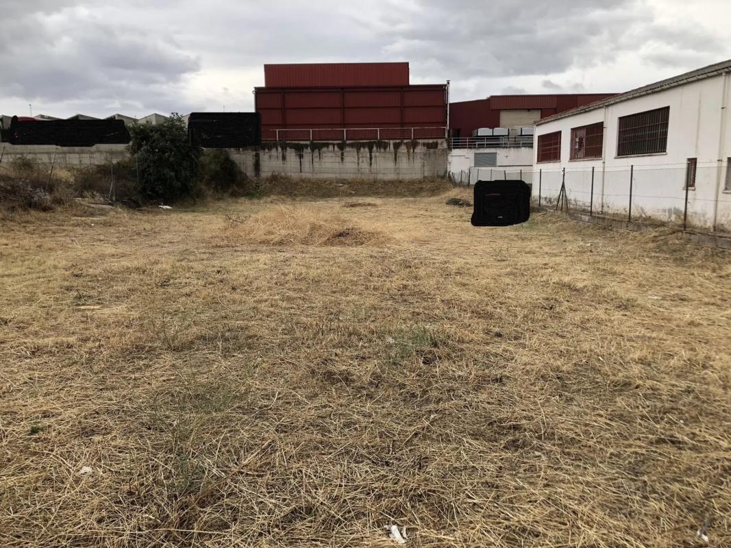 Terreno en venta en Colmenar Viejo, Madrid photo 1